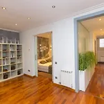 Centro- Passeig De Gracia - Casa Batllo By Interhome Barcelona