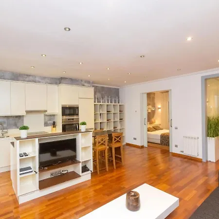 Daire Centro- Passeig De Gracia - Casa Batllo By Interhome